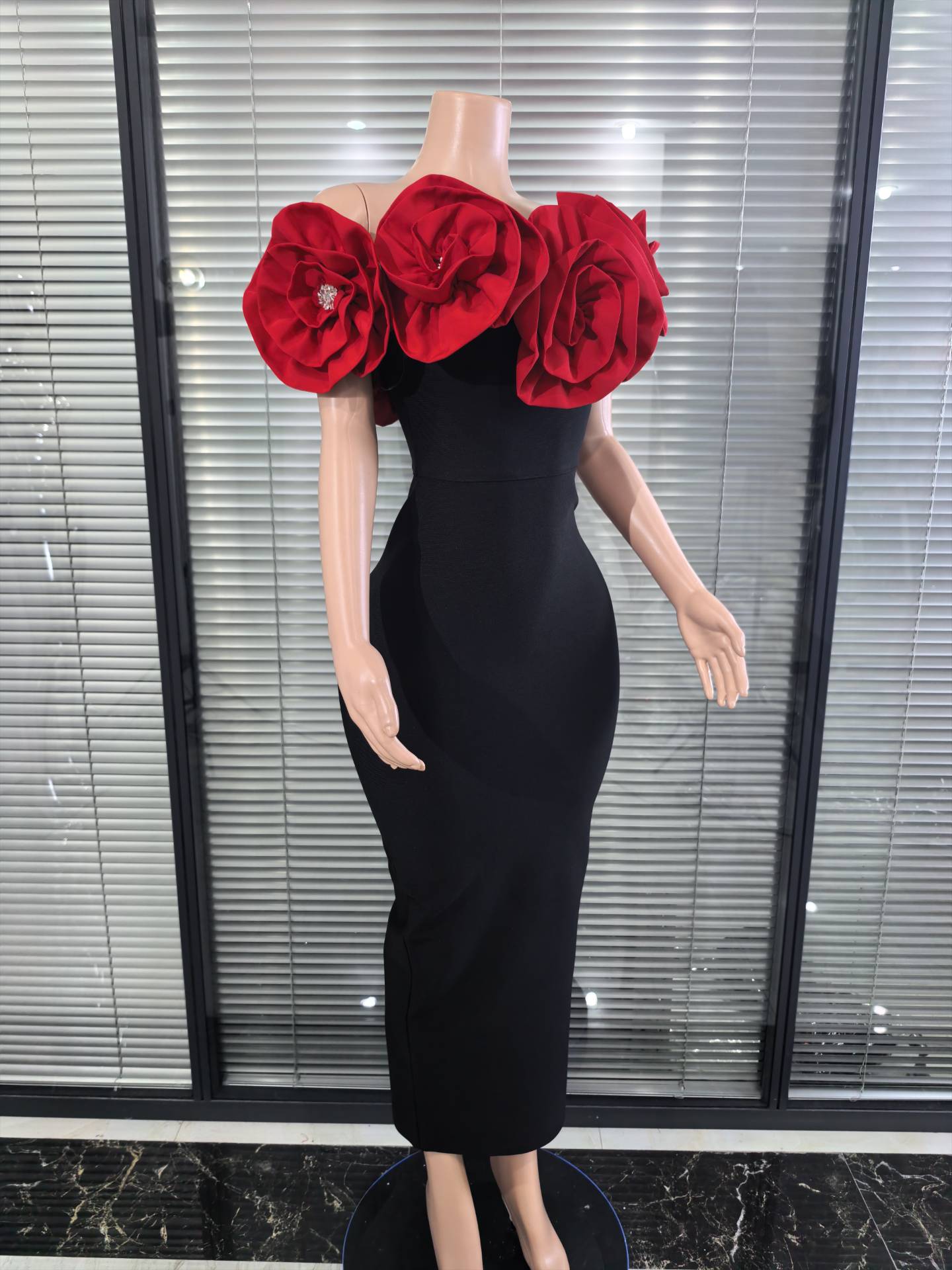 Red White Women Sexy Strapless - огляд і ціна Women'S Red Formal Wear